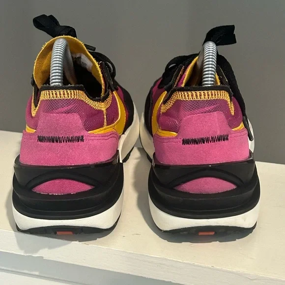 Men’s Size 7.5 Nike Waffle One Active Fuchsia Pink Yellow Black Shoes DA7995-600 - Picture 7 of 9